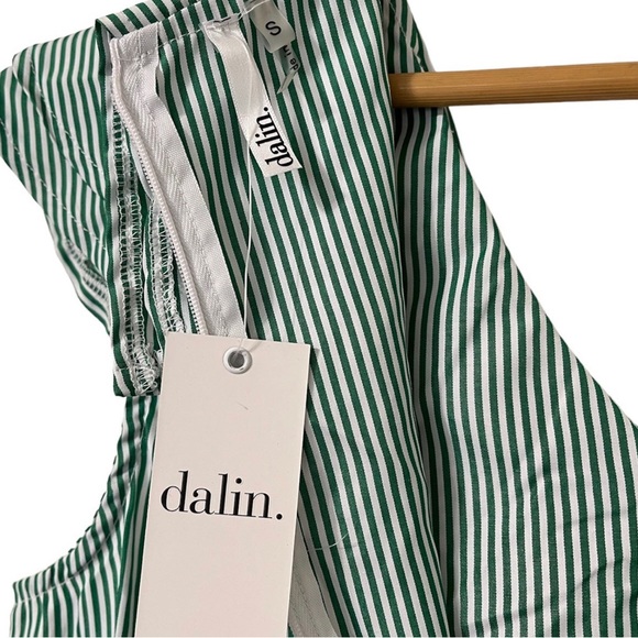 NWT Dalin Ruffle Stripe Short Sleeve - Picture 4 of 5